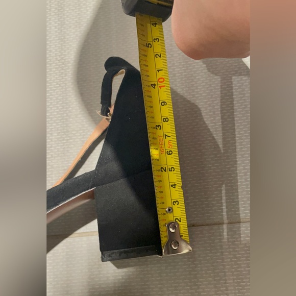 Stuart Weitzman style sandals. - Picture 3 of 6